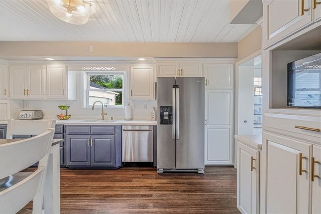 126 Scholl Ln, House other with 3 bedrooms, 3 bathrooms and 2 parking in Rostraver Township PA | Image 7