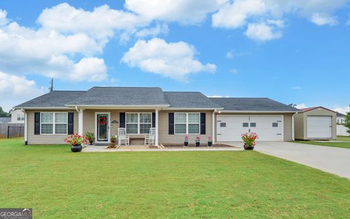 181 Charity Dr, Lavonia, GA, 30553-3611 | Card Image