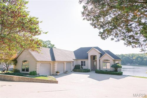 1602 Woodson Dr, Owensville, MO, 65066-2567 | Card Image