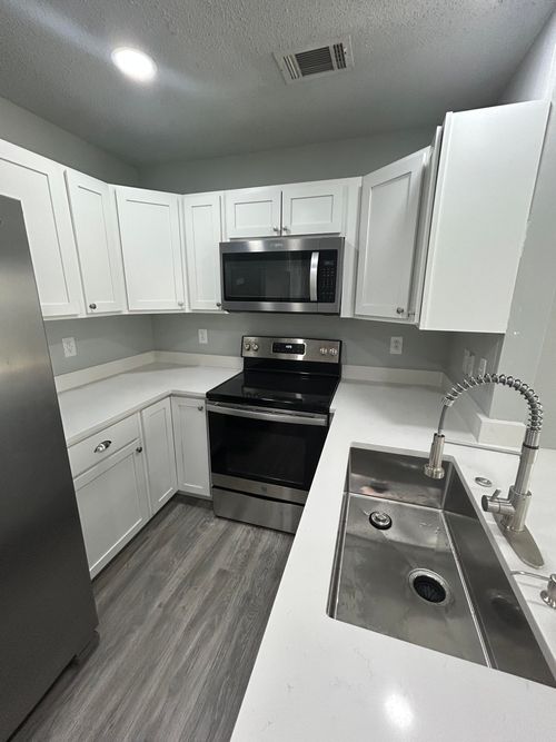 303 Crooked Pine Trl, Crestview, FL, 32539-5798 | Card Image