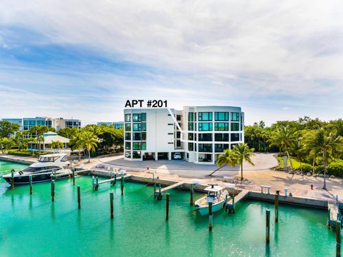 201-6201 Gulf Of Mexico Blvd, Marathon, FL, 33050-3038 | Card Image