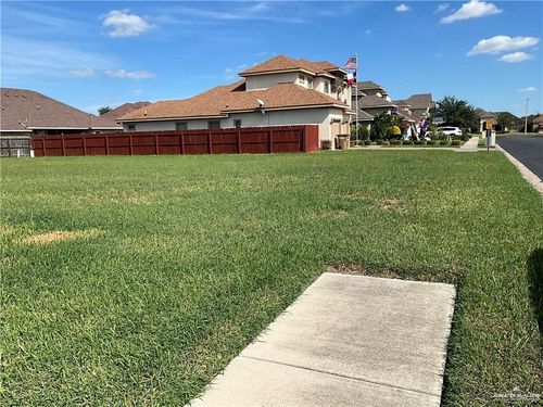 1303 Jalapeno Ln, Edinburg, TX, 78539-6091 | Card Image