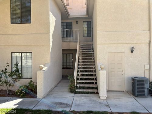 201-2635 S Durango Dr, Las Vegas, NV, 89117-2885 | Card Image