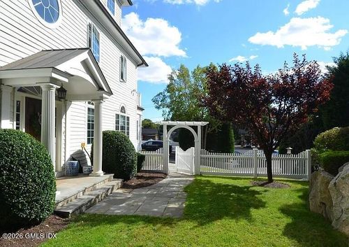 80 E Putnam Ave, Greenwich, CT, 06830-5626 | Card Image