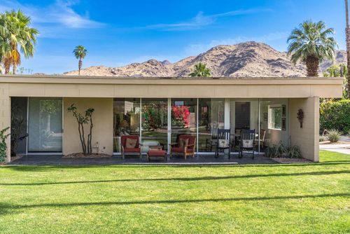 373 Desert Lakes Dr, Palm Springs, CA, 92264-5513 | Card Image