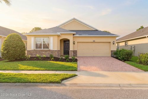 6488 Van Ness Dr, Melbourne, FL, 32940-2815 | Card Image