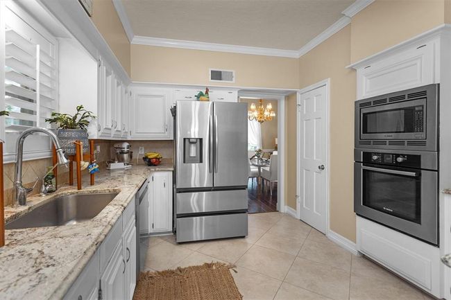 9311 Windrush Dr, House other with 4 bedrooms, 4 bathrooms and 2 parking in Spring TX | Image 19