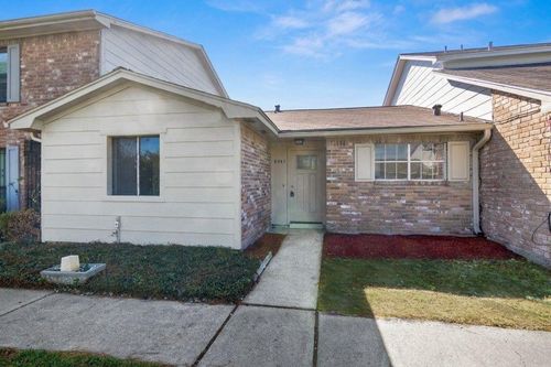 6541 S Briar Bayou Dr, Houston, TX, 77072-1769 | Card Image