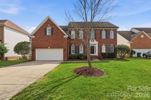 3909 Meadow Green Dr, Charlotte, NC, 28269-0690 | Card Image