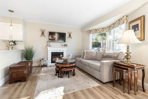 apt-b-36 Sussex Dr, Yorktown Heights, NY, 10598-1667 | Card Image