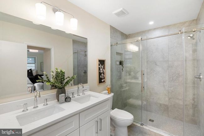 5245 King Ave, House other with 5 bedrooms, 3 bathrooms and null parking in ROSEDALE MD | Image 29