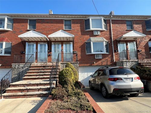 1flba-36-05 166th St, Flushing, NY, 11358-2007 | Card Image