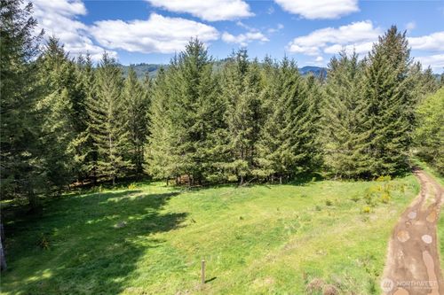 171 Sugarpine Rd, Ariel, WA, 98603-0012 | Card Image