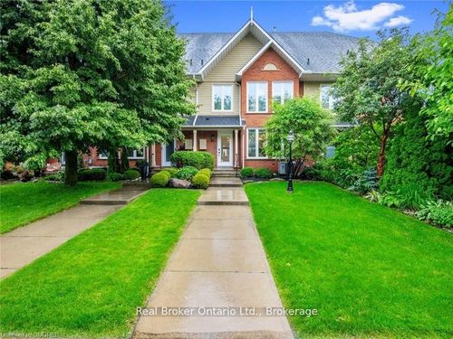 97 Edgewater Dr, Stoney Creek, ON, L8E4Z2 | Card Image
