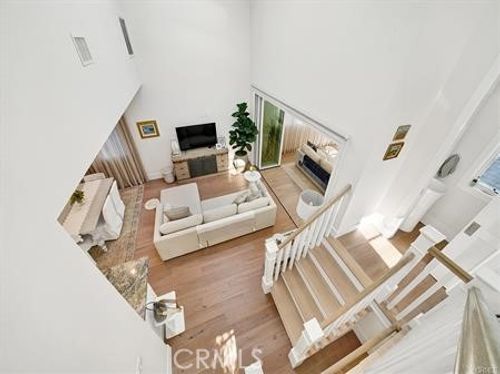 435 Fernleaf Ave, Corona Del Mar, CA, 92625-2189 | Card Image