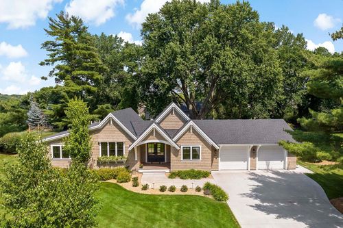 5815 Howards Point Rd, Shorewood, MN, 55331-8383 | Card Image