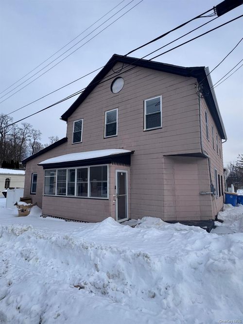 2-20 Sycamore St, Kingston, NY, 12401-5620 | Card Image