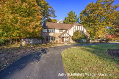 4083 Braeburn Drive, House other with 5 bedrooms, 2 bathrooms and null parking in Norton Shores MI | Image 2