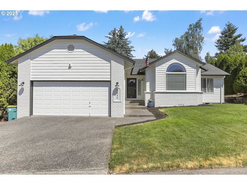 2844 Se Chandler Ave, Troutdale, OR, 97060-3421 | Card Image
