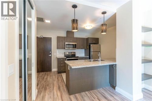 421-118 King St E, Hamilton, ON, L8N0A9 | Card Image