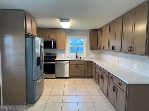 905 Taskforce Dr, FREDERICKSBURG, VA, 22407-7117 | Card Image