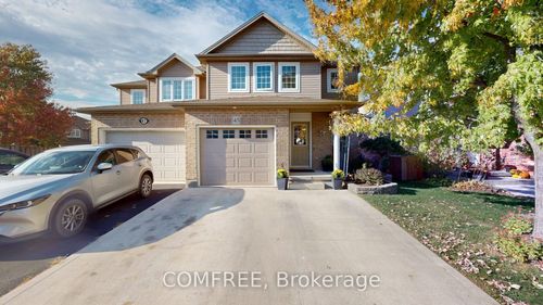 45 Pond View Dr, Wellesley, ON, N0B2T0 | Card Image