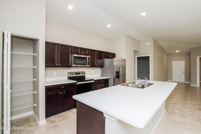 2267 Whiteside Ave Se, House other with 4 bedrooms, 2 bathrooms and null parking in Palm Bay FL | Image 4