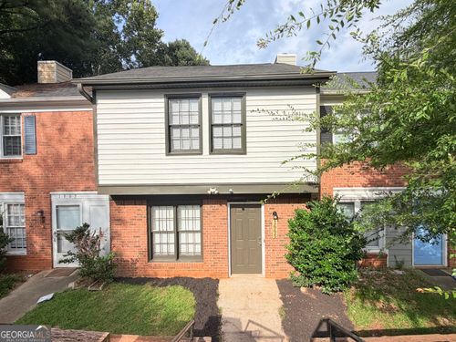 1665 Winchester Way Se, Conyers, GA, 30013-1727 | Card Image