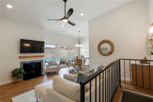 2308 Curtis Ave, Redondo Beach, CA, 90278-2141 | Card Image