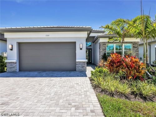11268 Daphne Ct, NAPLES, FL, 34120-2566 | Card Image