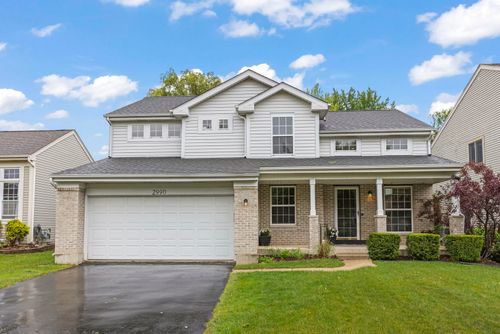 2990 Melbourne Ln, Lake In The Hills, IL, 60156-5626 | Card Image