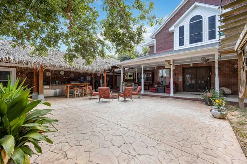 1290 County Road 145, Alvin, TX, 77511-7756 | Card Image
