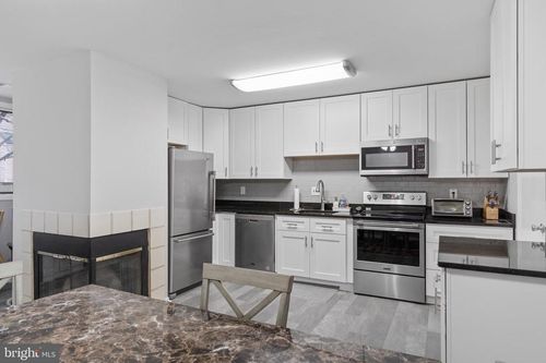 2b-8019 Valley Manor Rd, OWINGS MILLS, MD, 21117-5015 | Card Image