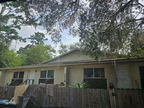 3219 26th Dr, GAINESVILLE, FL, 32608-7852 | Card Image