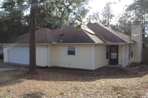 305 Ashley Dr, Crestview, FL, 32536-9292 | Card Image