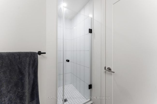 1011 - 9000 Jane St, Condo with 2 bedrooms, 2 bathrooms and 1 parking in Concord ON | Image 26