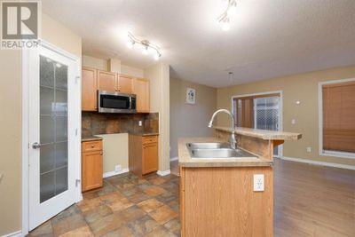 101 Sandstone Lane, Home with 3 bedrooms, 4 bathrooms and 2 parking in Fort Mcmurray AB | Image 2