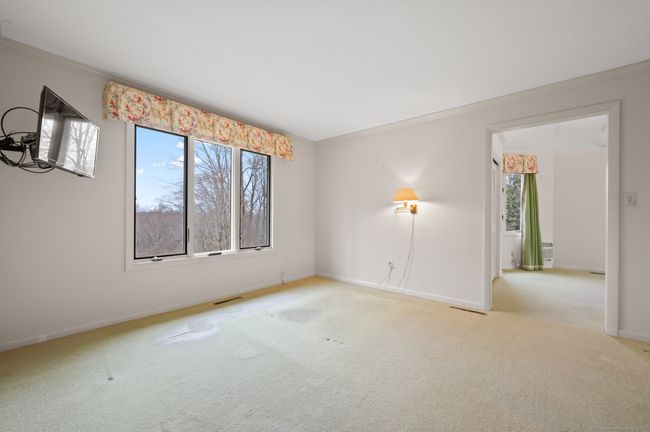 Before carpet removal exposing hardwood floor. | Image 23