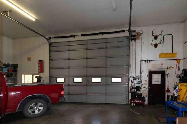 7132 Range Road 2 1 Range, House other with 3 bedrooms, 2 bathrooms and 6 parking in Lundbreck AB | Image 25