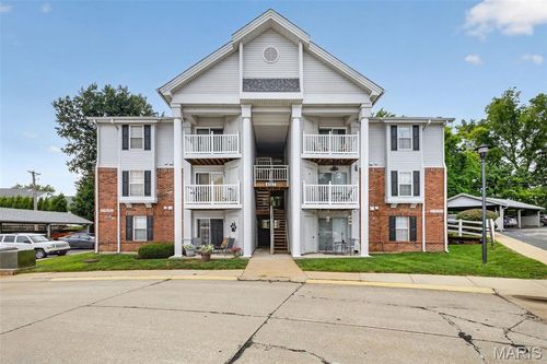 e-4317 Arrow Tree Dr, Saint Louis, MO, 63128-4714 | Card Image