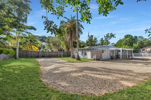 28 Tarpon Ave, Key Largo, FL, 33037-2923 | Card Image