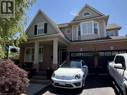 5673 Roseville Court, Burlington, ON, L7L6V4 | Card Image