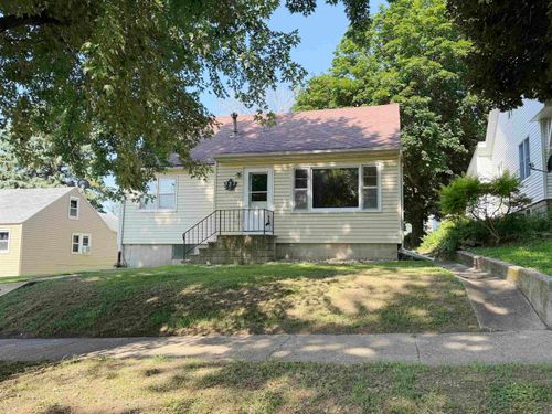 333 S 9th St, Cherokee, IA, 51012-1629 | Card Image