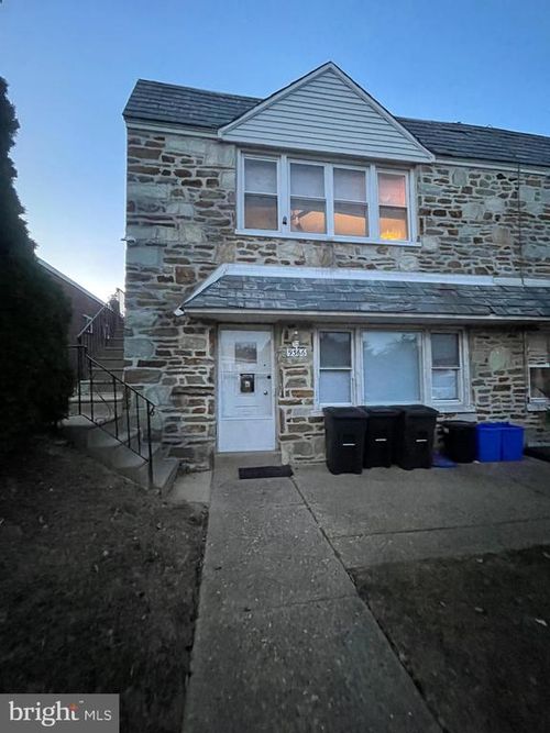 9366 Hoff St, Philadelphia, PA, 19115-4707 | Card Image