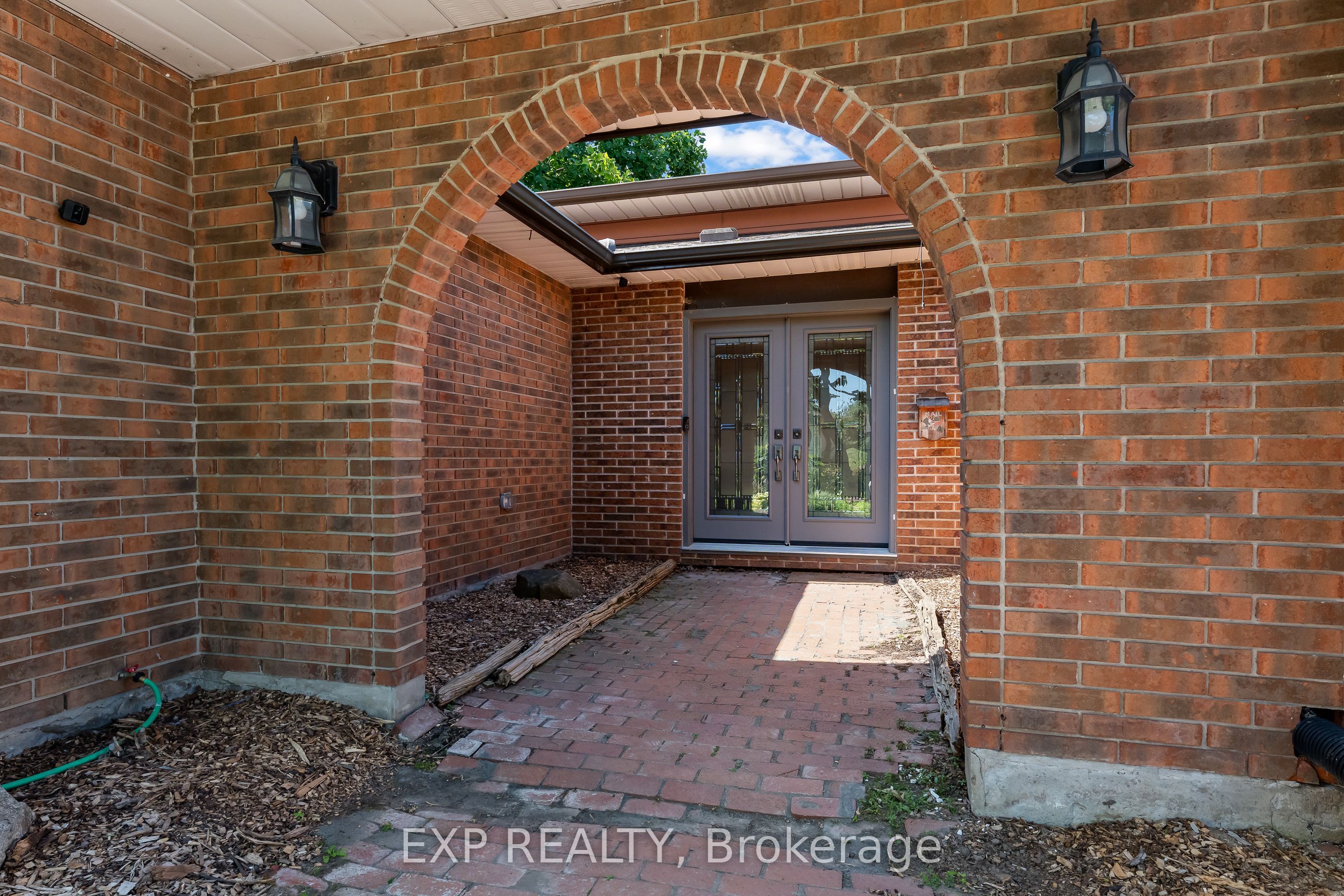 Residential in Niagara Falls 4
