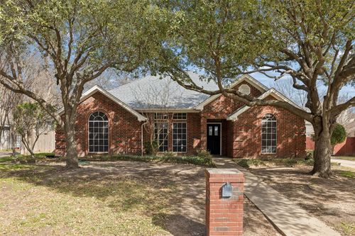 7308 Century Dr, North Richland Hills, TX, 76182-3452 | Card Image