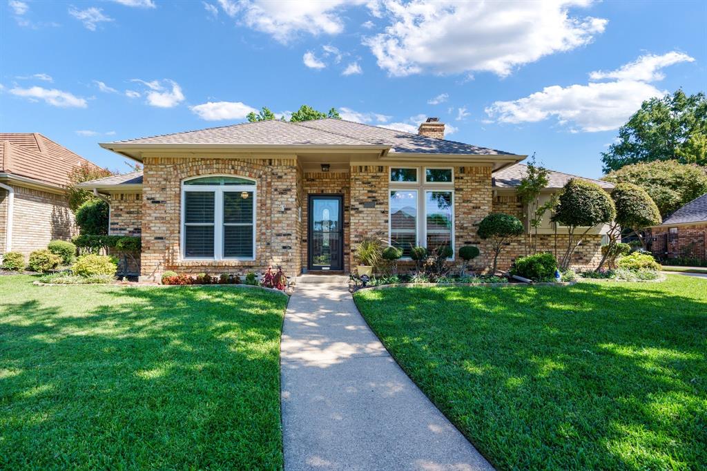 Edgefield Ln, Bedford, TX 76021