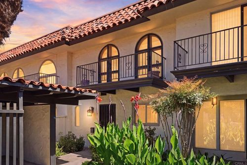 4250 Loma Riviera Lane, San Diego, CA, 92110 | Card Image