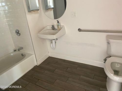 5 W Main St, Freehold, NJ, 07728-2498 | Card Image