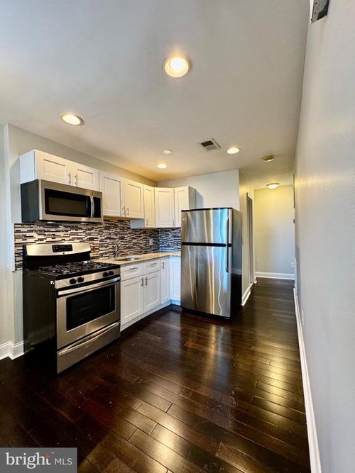 3-139 E North Ave, BALTIMORE, MD, 21202-5908 | Card Image